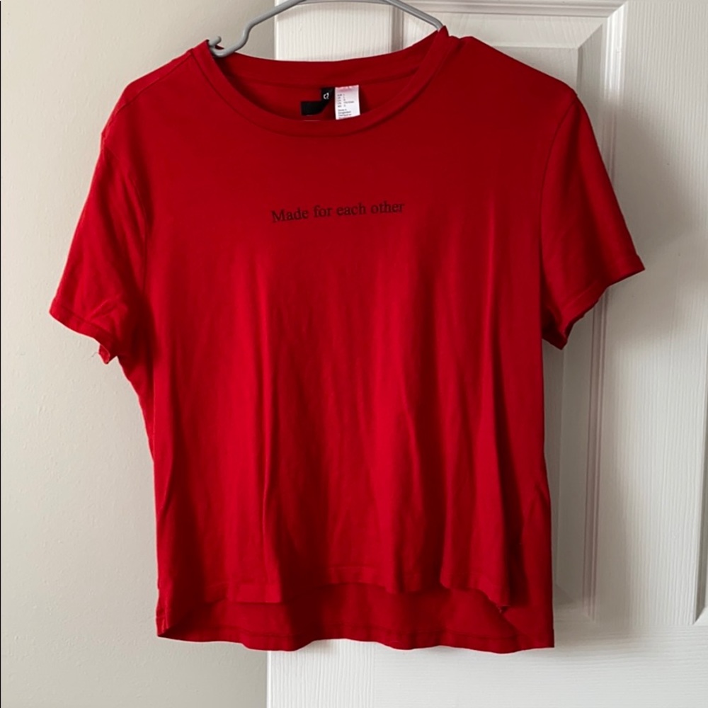 red H&M t-shirt